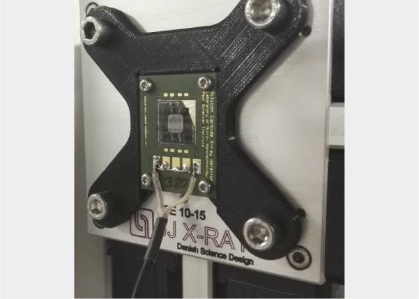 Compact I0 for Before Sample Monitoring